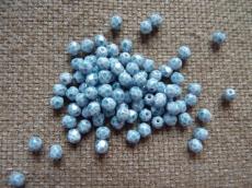 csiszolt gyöngy 4 mm telt fehér márvány kék mintával 50 db
