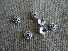 gyöngykupak: antik ezüst pöttyös csillag 20 db