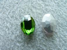 üveg kaboson: ovális zöld 14 x 10 mm