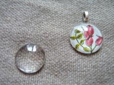 üveg kabochon kerek 25 mm