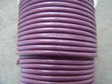 ametisztlila gömbölyített bőrszál 2 mm