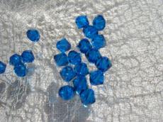bicone 3 mm: capri blue Xilion