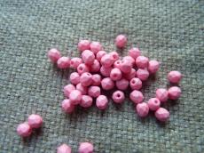 csiszolt gyöngy 4 mm matt pasztel pink 50 db