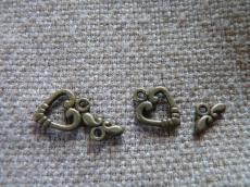 T-kapcsoló szivecske 2 pár antik réz színű