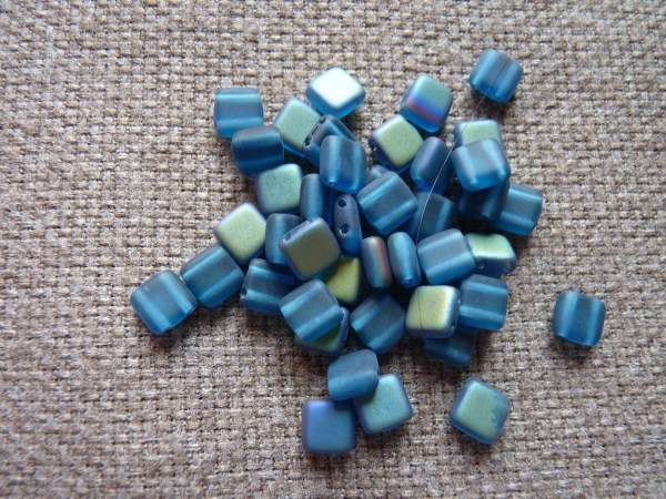 Dupla lyukú préselt négyzet matt capri blue vitex 20 db
