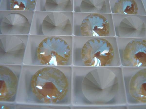 sw rivoli crystal light grey DeLite 12 mm