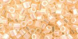 Toho 8/0 hexagon ceylon lt. ivory 10 g