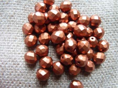 csiszolt gyöngy 8 mm: metál red bronz 20 db