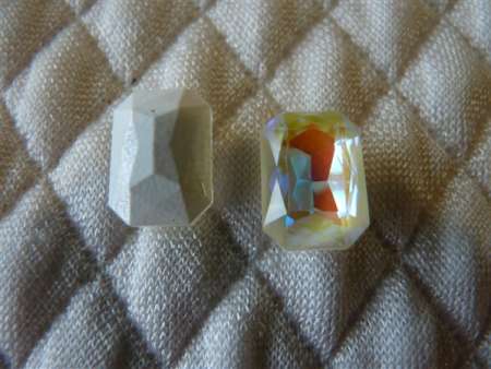 üveg kaboson octagon fluorescent white 14 x 10 mm