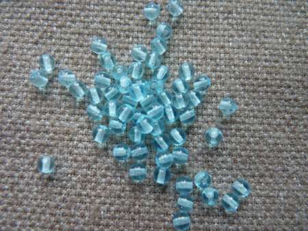 4 mm kerek gyöngy aqua 50 db