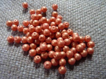 4 mm kerek gyöngy metál narancs 50 db