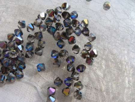 sw bicone 4 mm: crystal-heliotrope