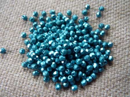 3 mm csiszolt pasztel emerald 50 db