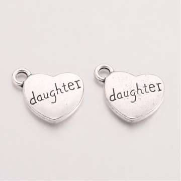 "daughter" (lánya) szív fityegő 5 db